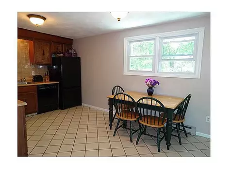 21 Hemlock Dr, Exeter, RI 02822 photo 9