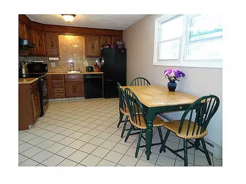 21 Hemlock Dr, Exeter, RI 02822 photo 10