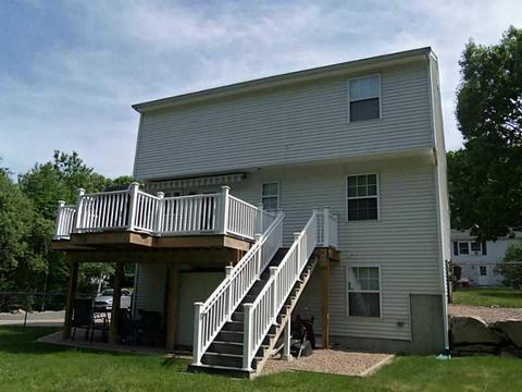 18 Maybrey Dr, Westerly, RI 02891 photo 4