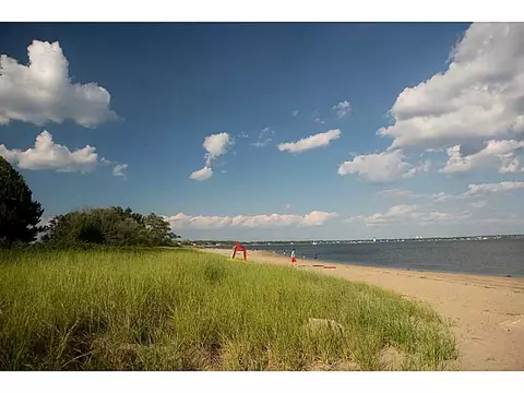 86 Bluff Ave, Warwick, RI 02889 photo 25
