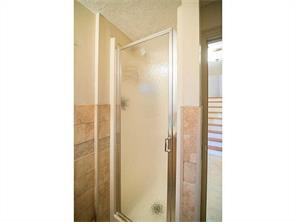 144 Circuit Dr, East Providence, RI 02915 photo 14