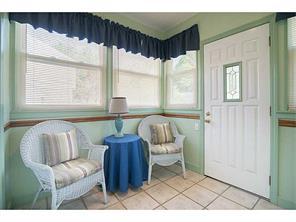 144 Circuit Dr, East Providence, RI 02915 photo 8