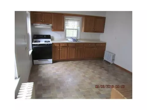 20 Adelaide Ave, Warwick, RI 02886 photo 5