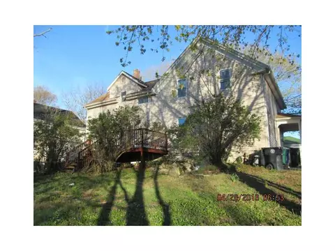 20 Adelaide Ave, Warwick, RI 02886 photo 2