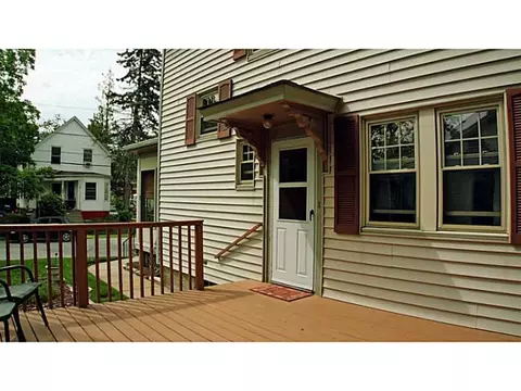 283 Atlantic Ave, Warwick, RI 02888 photo 17