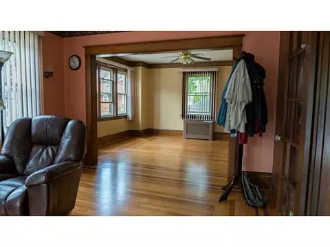 283 Atlantic Ave, Warwick, RI 02888 photo 2
