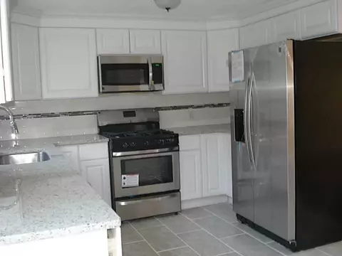 155 Sandy Ln, Warwick, RI 02888 photo 7