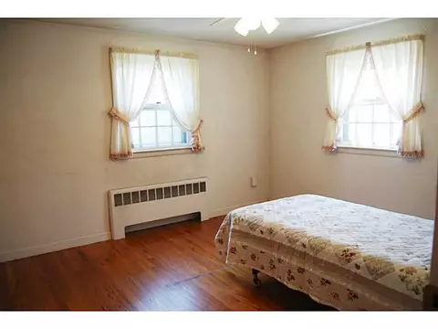 61 Estrell Dr, Riverside, RI 02915 photo 18