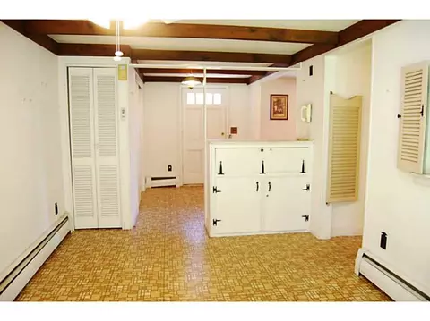61 Estrell Dr, Riverside, RI 02915 photo 11