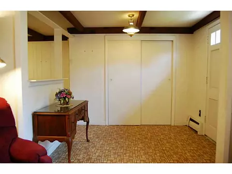 61 Estrell Dr, Riverside, RI 02915 photo 8