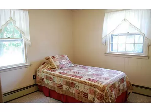 61 Estrell Dr, Riverside, RI 02915 photo 22