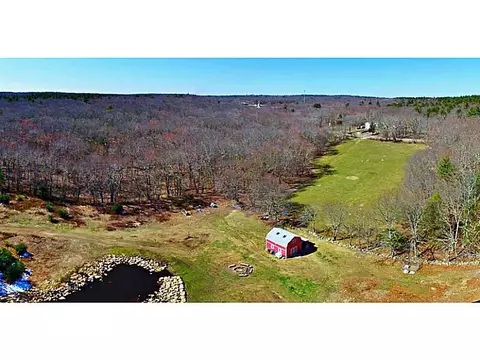 31 Highland Ct, Exeter, RI 02822 photo 4