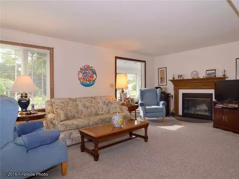 69 Wagner Rd, Westerly, RI 02891 photo 5
