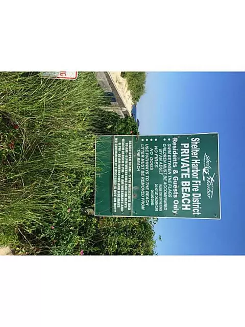 69 Wagner Rd, Westerly, RI 02891 photo 3
