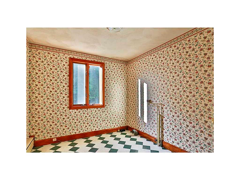 485 Rhodes Ave, Woonsocket, RI 02895 photo 13