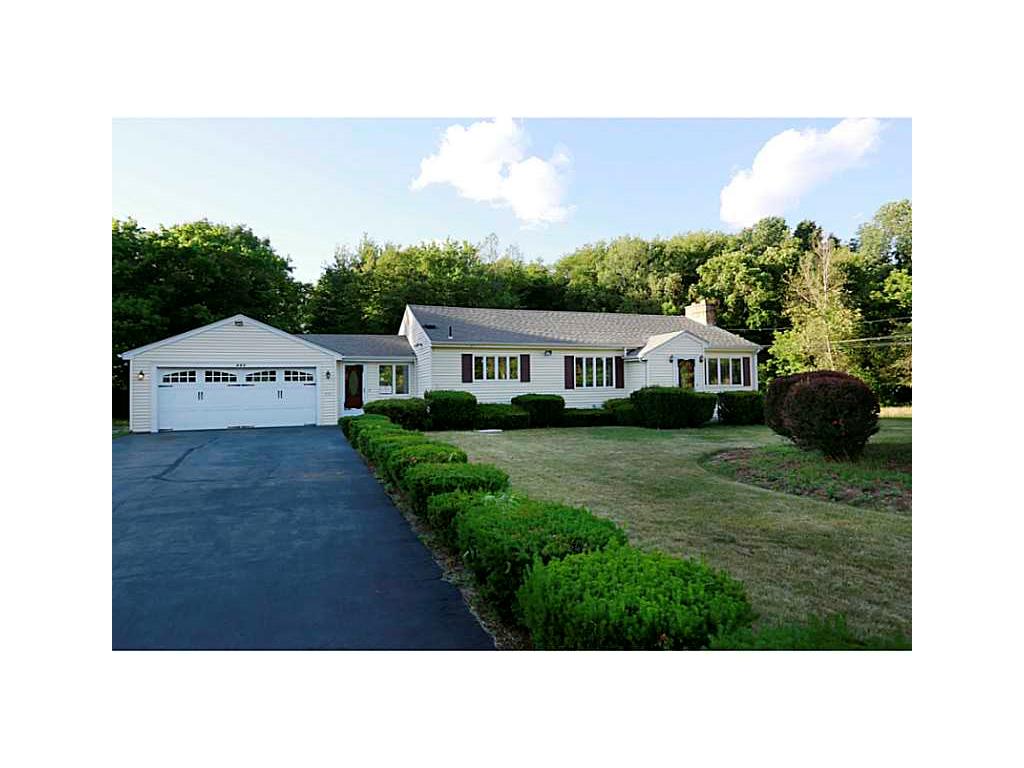 485 Rhodes Ave, Woonsocket, RI 02895 photo 2
