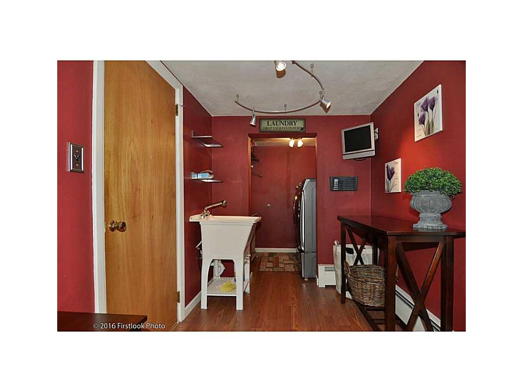71 Castle Heights Ct, Woonsocket, RI 02895 photo 15