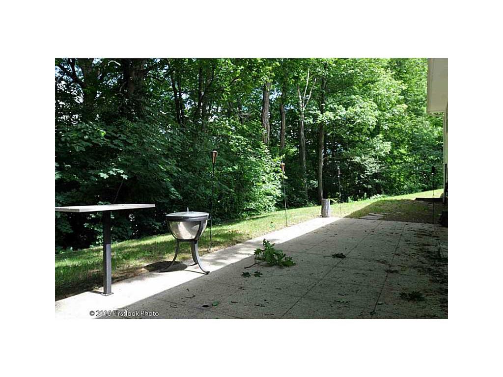 71 Castle Heights Ct, Woonsocket, RI 02895 photo 20