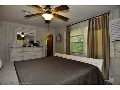 71 Castle Heights Ct, Woonsocket, RI 02895 photo 9