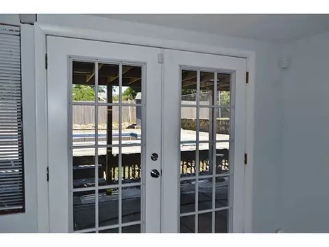 33 Forest Rd, Bristol, RI 02809 photo 15
