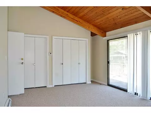 33 Forest Rd, Bristol, RI 02809 photo 11