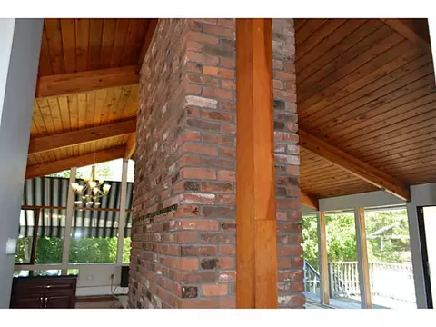 33 Forest Rd, Bristol, RI 02809 photo 6