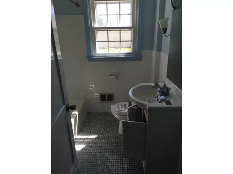 4 View Ave, Warwick, RI 02886 photo 10