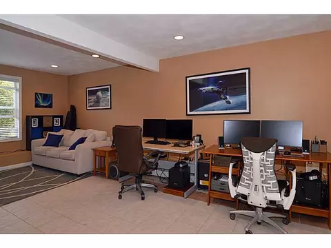 3 Hamlet Ct, Bristol, RI 02809 photo 16