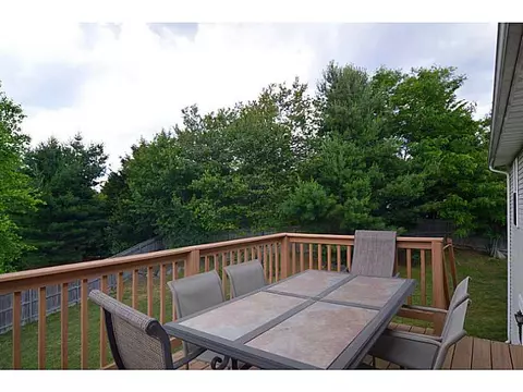 3 Hamlet Ct, Bristol, RI 02809 photo 22