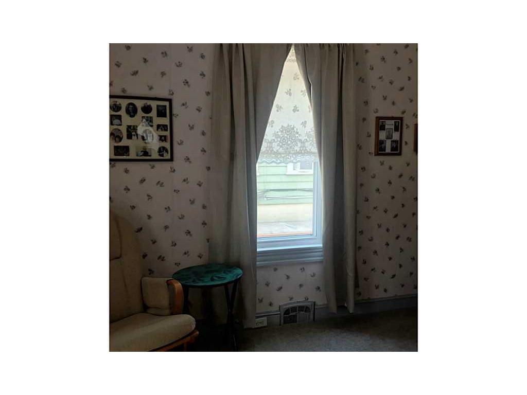 485 Ballou St, Woonsocket, RI 02895 photo 8