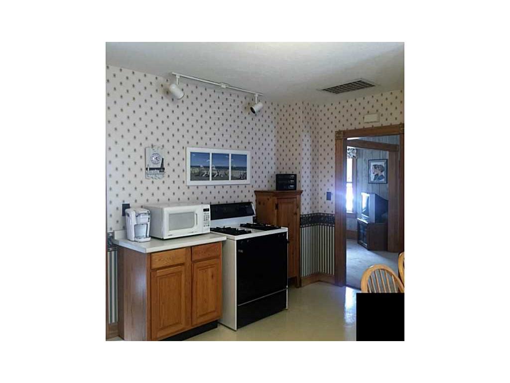 485 Ballou St, Woonsocket, RI 02895 photo 5