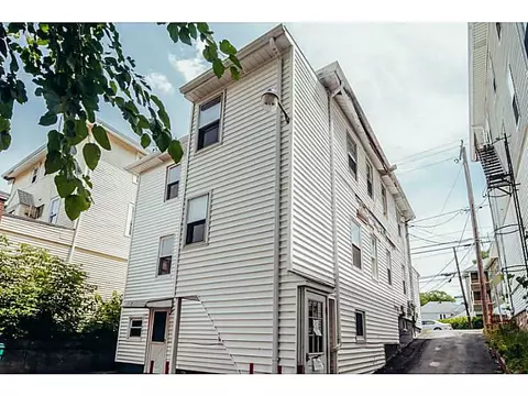 1087 Park Ave, Woonsocket, RI 02895 photo 20