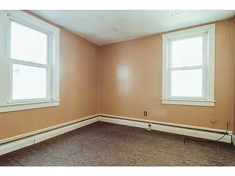 1087 Park Ave, Woonsocket, RI 02895 photo 16