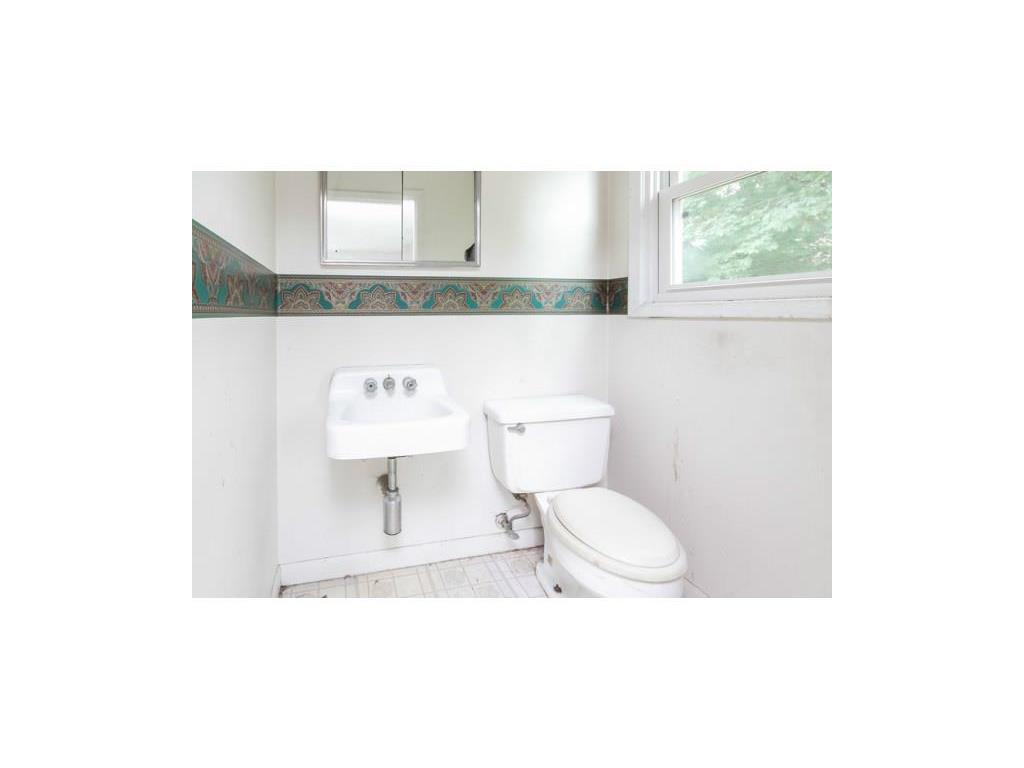 96 Rosemere Ave, Warwick, RI 02889 photo 15