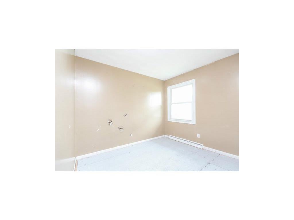 96 Rosemere Ave, Warwick, RI 02889 photo 12