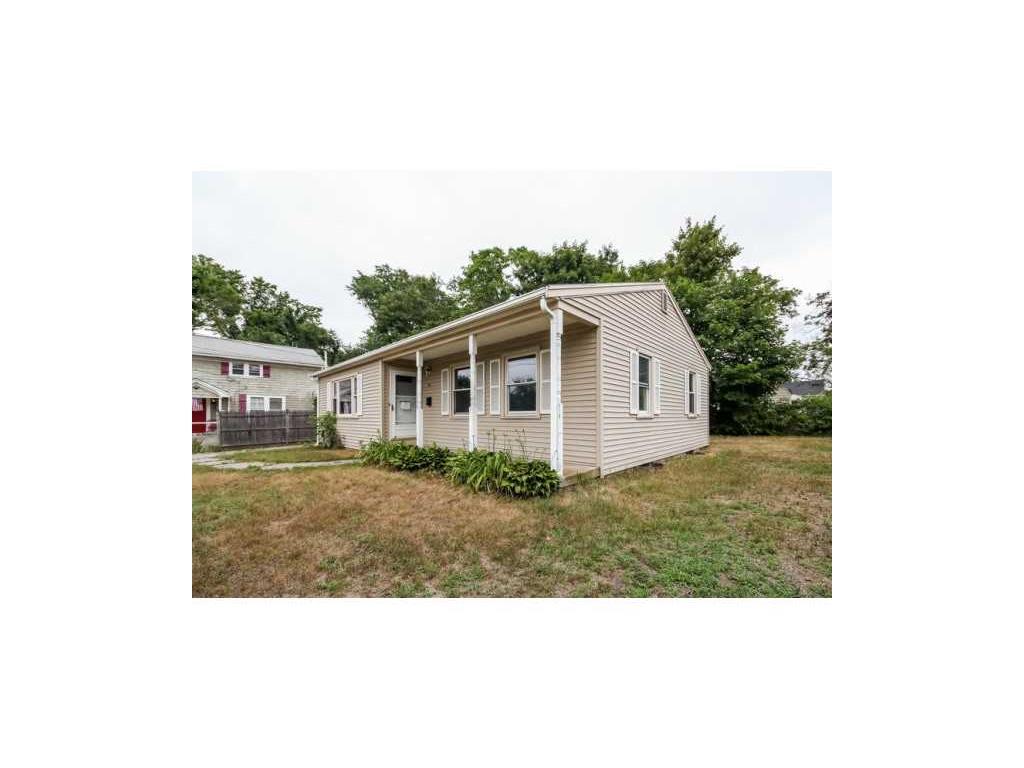 96 Rosemere Ave, Warwick, RI 02889 photo 4