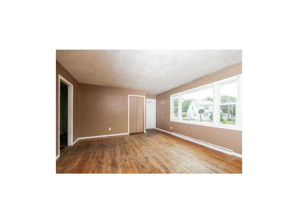 96 Rosemere Ave, Warwick, RI 02889 photo 7