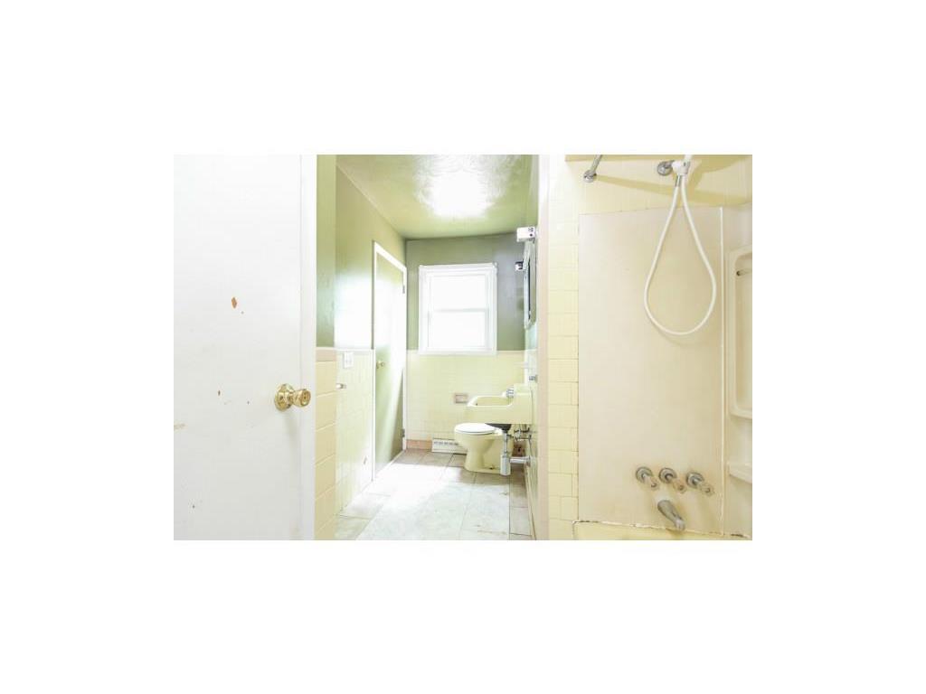 96 Rosemere Ave, Warwick, RI 02889 photo 11