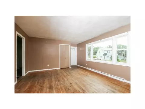 96 Rosemere Ave, Warwick, RI 02889 photo 7