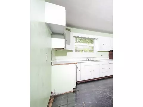 96 Rosemere Ave, Warwick, RI 02889 photo 8
