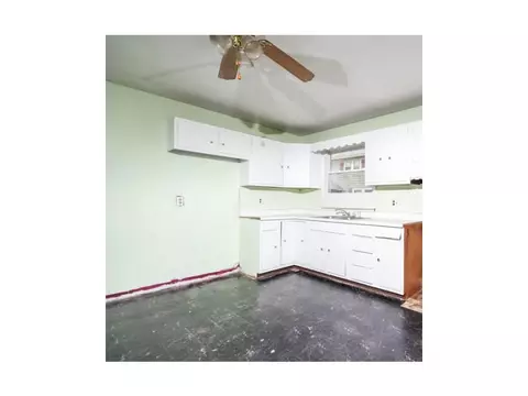 96 Rosemere Ave, Warwick, RI 02889 photo 9