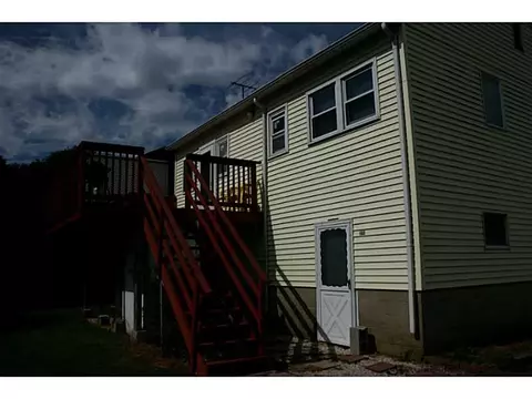 7 Rip Tide Dr, Westerly, RI 02891 photo 3