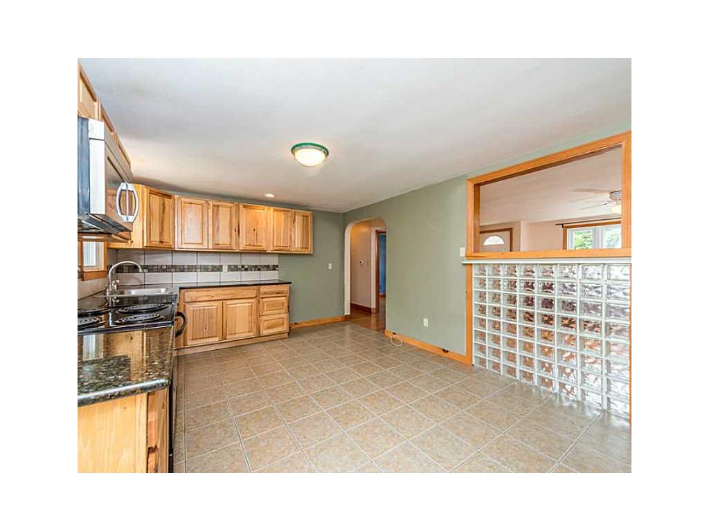 77 Bertha Ave, Woonsocket, RI 02895 photo 11