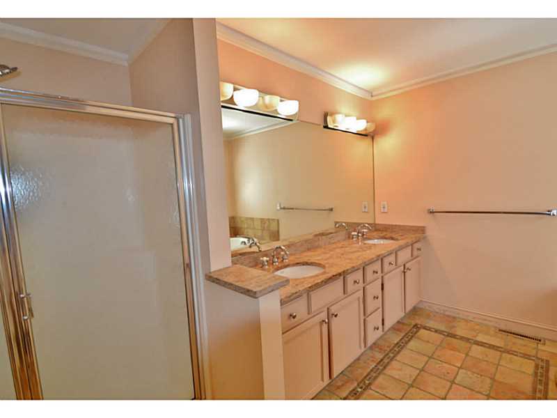 34 Oyster Pt, Warren, RI 02885 photo 14