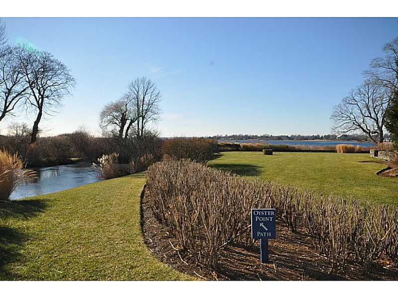 34 Oyster Pt, Warren, RI 02885 photo 17