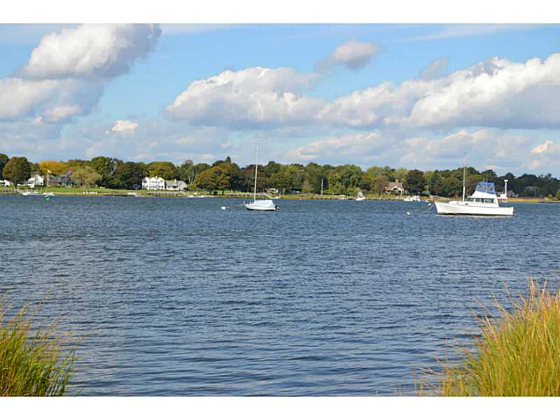 34 Oyster Pt, Warren, RI 02885 photo 18