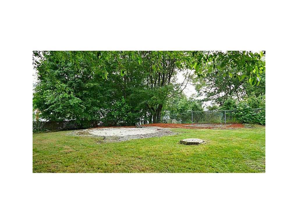 33 Janett Ave, Woonsocket, RI 02895 photo 23