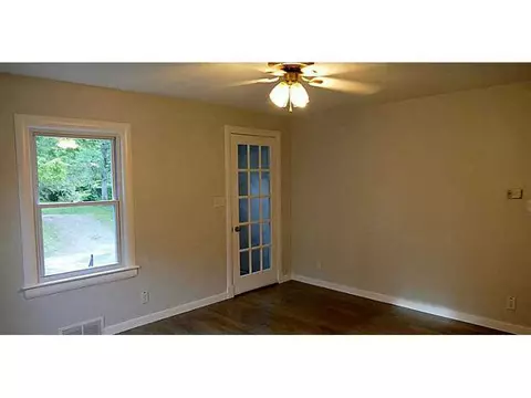 33 Janett Ave, Woonsocket, RI 02895 photo 8
