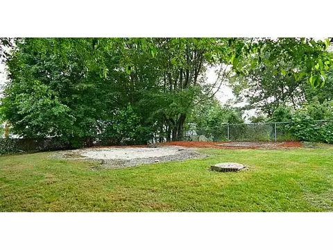 33 Janett Ave, Woonsocket, RI 02895 photo 23