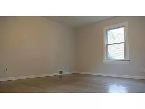 33 Janett Ave, Woonsocket, RI 02895 photo 15